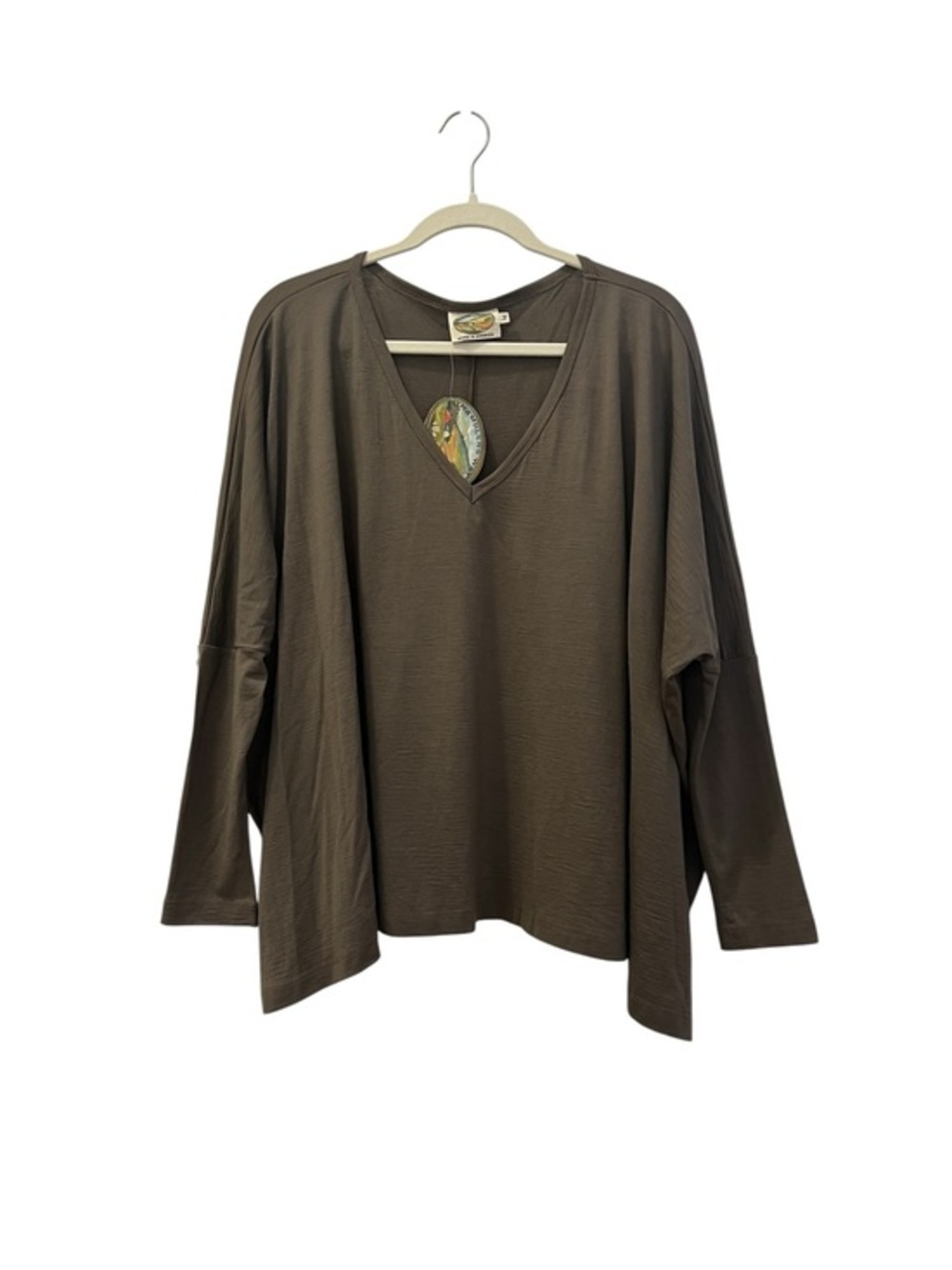 Ramblers Way 100% Rambouillet Wool V-Neck Batwing Sweep Tee Taupe M